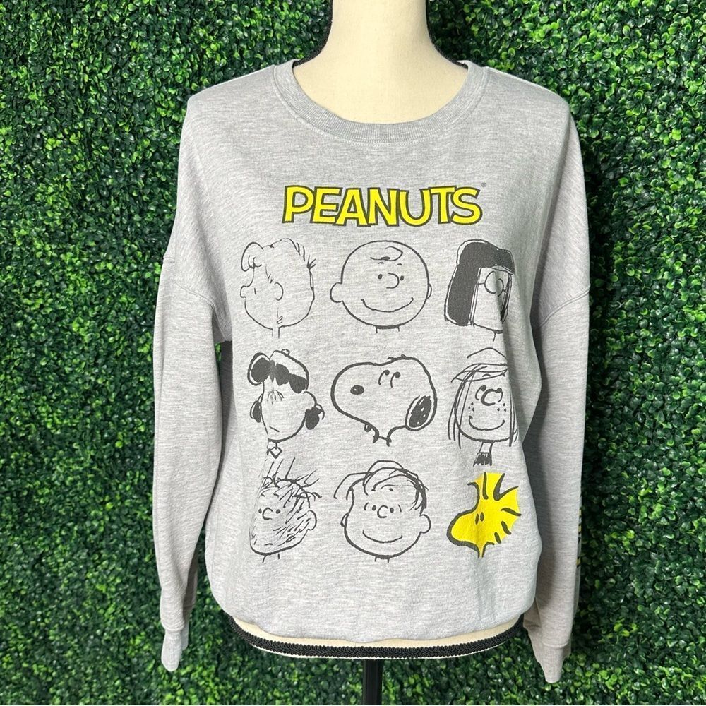 Peanuts Gray and Yellow Crew Neck Sweater Sz M